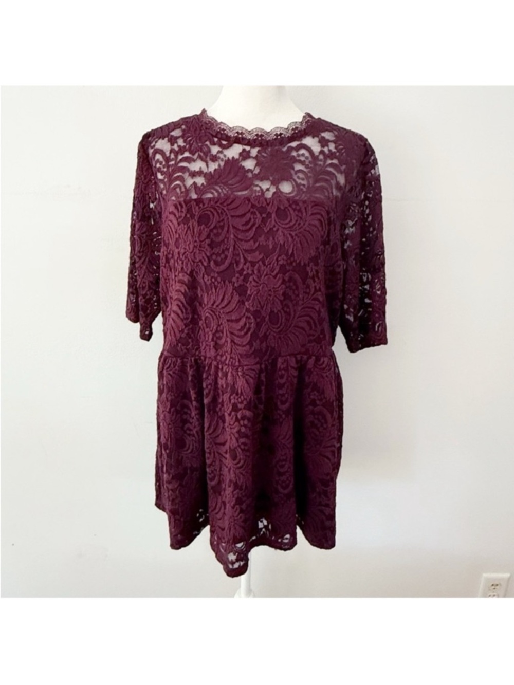 NWT Torrid Women Lace Tunic Peplum Top 1X Whimsigoth Fairy Grunge Dark Femme